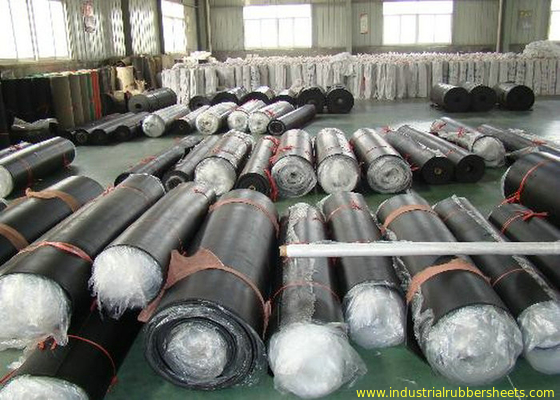 Shiny High Tensile Strength Industrial Nitrile Rubber Sheet , 1 - 6mm Rubber Sheet