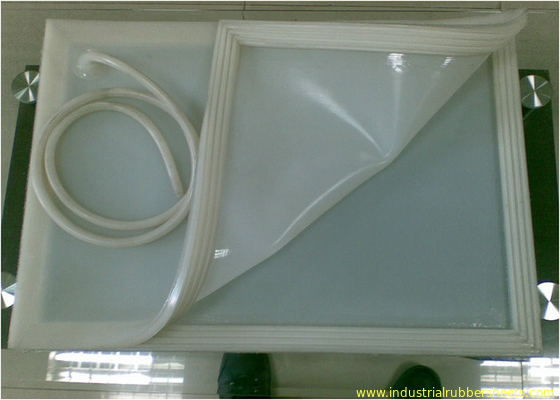 Het middenmembraan van het Scheur Bestand Silicone, Siliconeblad voor Glas Vacuümlamineerder