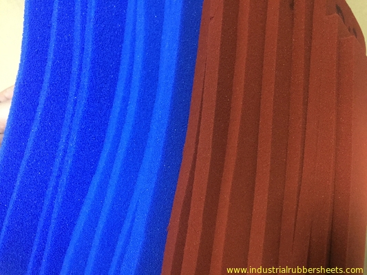 Open Cell High Temperature Silicone Sponge Rubber Sheet Cutting Surface 200psi Tensile Strength