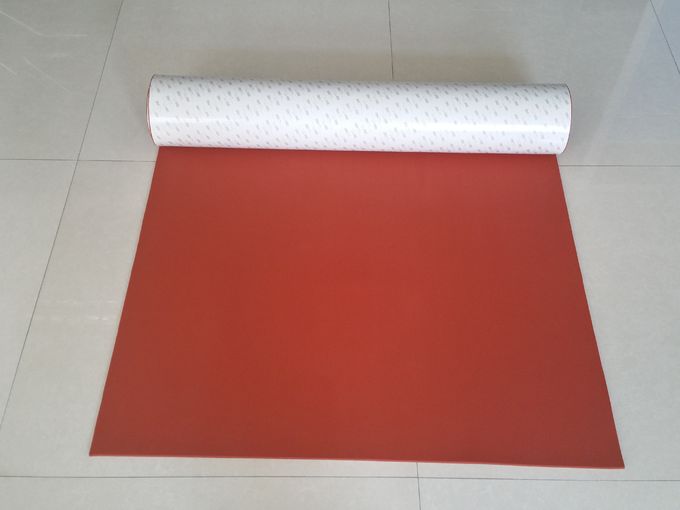Rood die het Bestand Blad van het Siliconeschuim/het Blad van de Siliconespons met 3m Kleefstof verouderen
