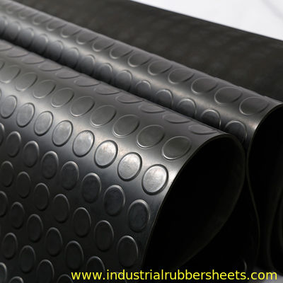 Industrieel gebruik Anti-slip vloermat met een ronde knop en een dikte van 3 mm voor oliebestendigheid